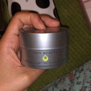 Anti-wrinkle moisturizer